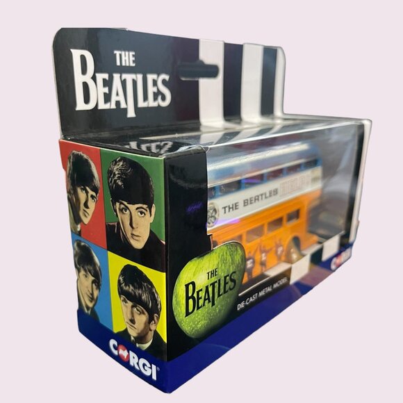 Corgi The Beatles Help! London Double Decker Bus - Picture 2 of 5